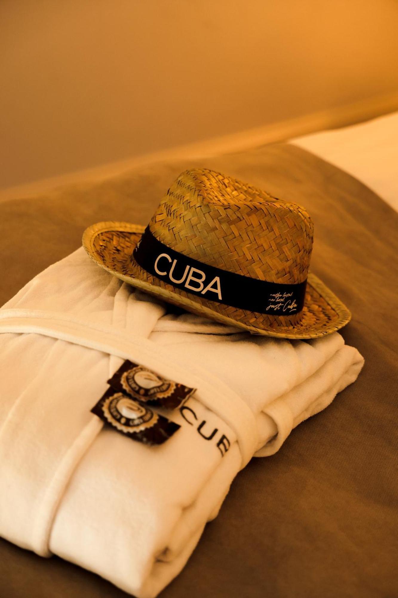 Hotel Hostal Cuba Palma de Mallorca Bagian luar foto